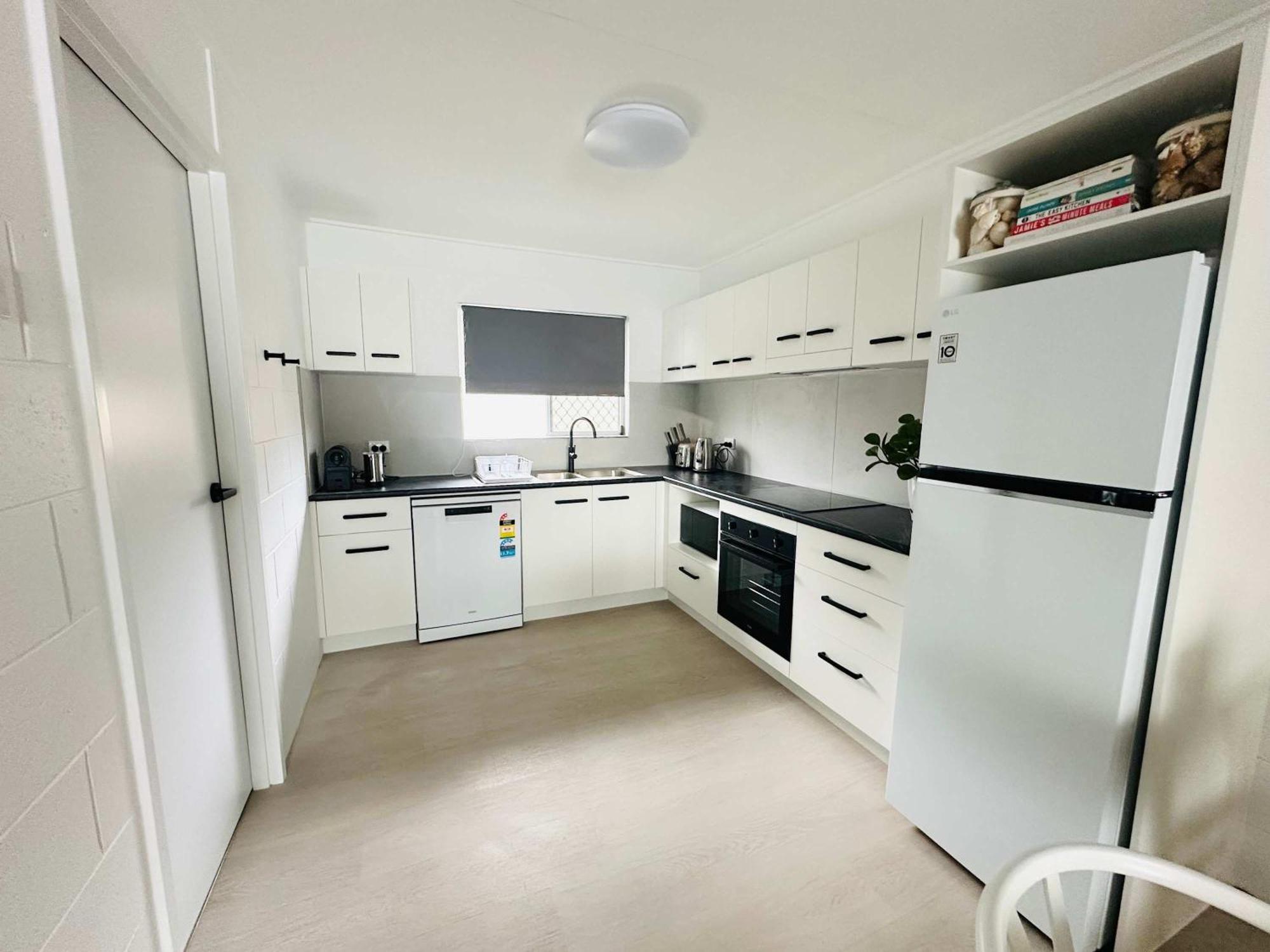 2-bedroom Charm Near Mater Hospital Pimlico * Aitkenvale